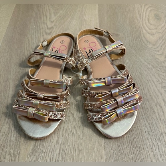 NWOT Olivia Miller Little Girls Size 3 Slingback Sandals in Rose Gold Glitter - Picture 1 of 4